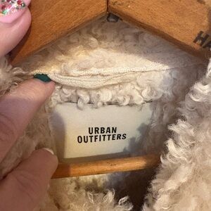 Urban Outfitters Off-White Jacket Excellent Cond Size Petite Small Super Cozyin